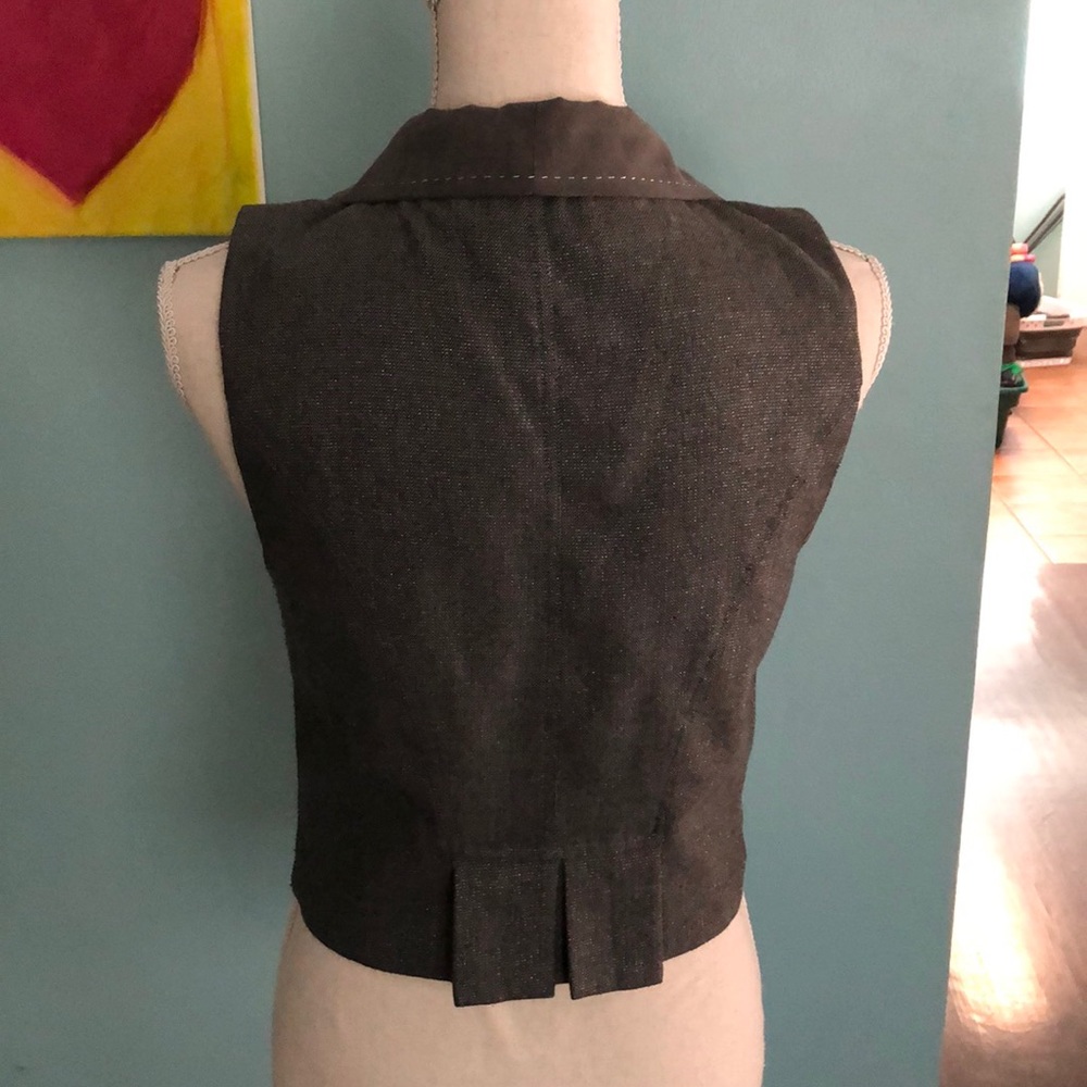 Gray Vest - image 3